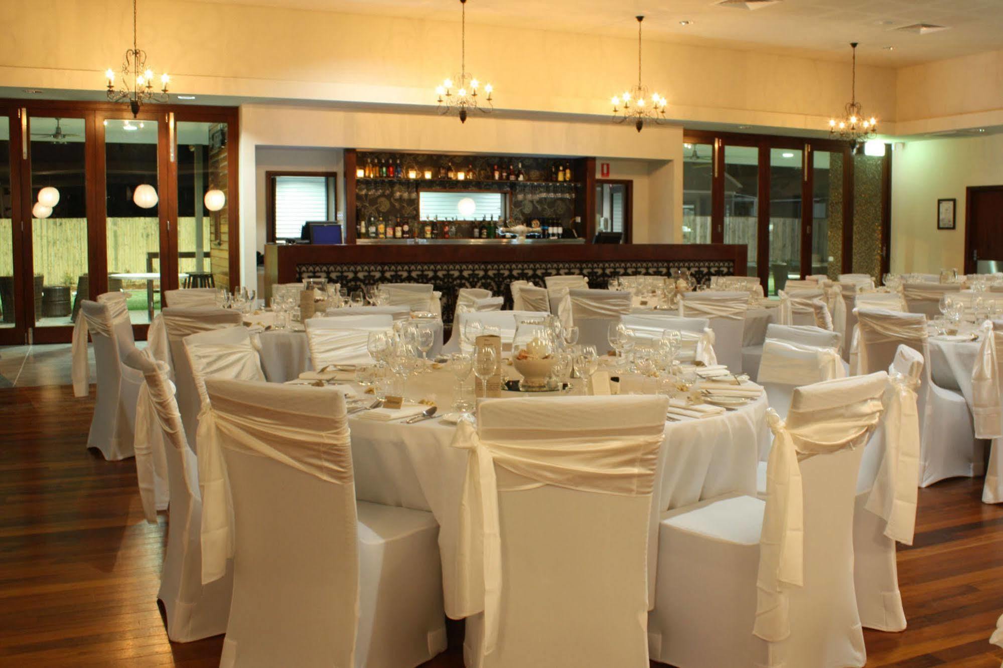 Merinda Village Hotel 鲍恩 外观 照片