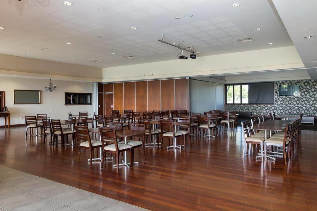 Merinda Village Hotel 鲍恩 外观 照片