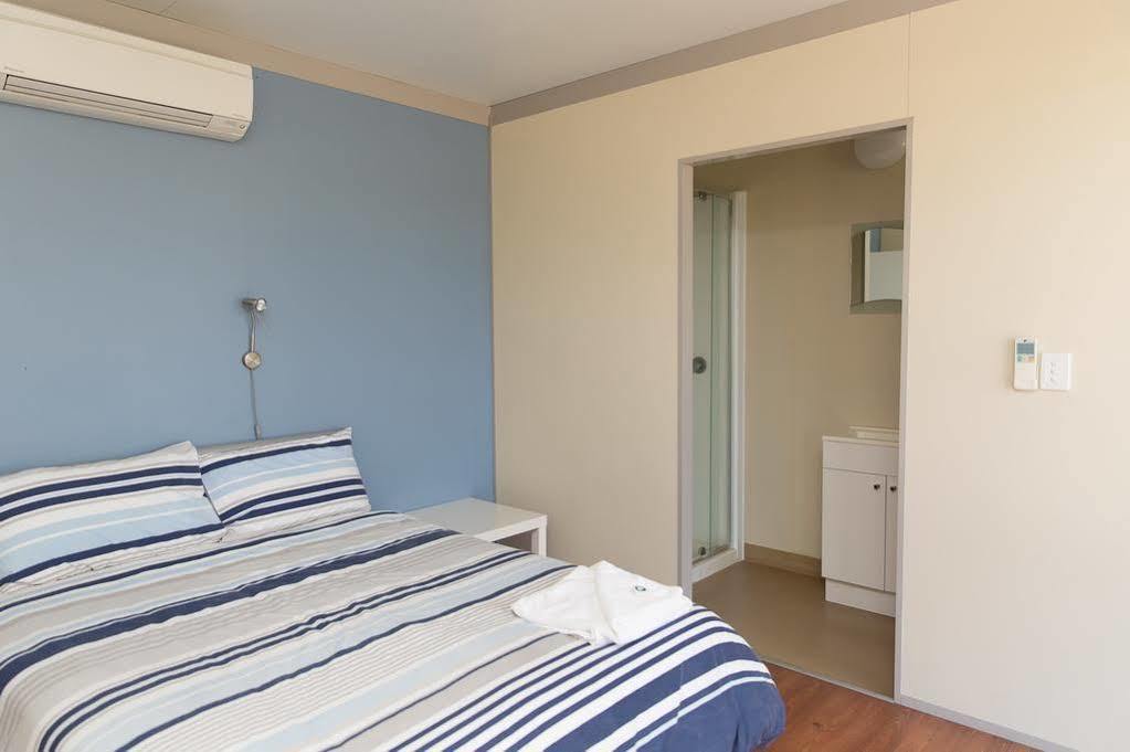 Merinda Village Hotel 鲍恩 外观 照片